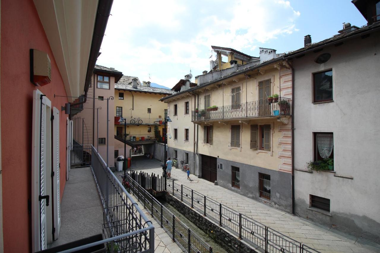 Appartamento Porta Praetoria - Affitti Brevi Italia Aosta Exterior foto