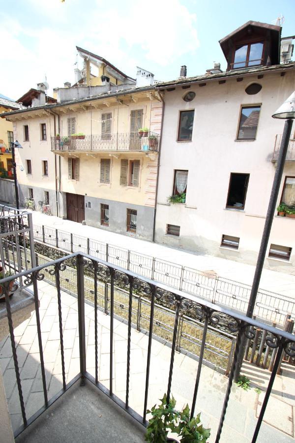 Appartamento Porta Praetoria - Affitti Brevi Italia Aosta Exterior foto
